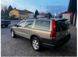 VOLVO XC70 AWD MOMENTUM 2.4 TURBO ISCRITTA A.S.I.